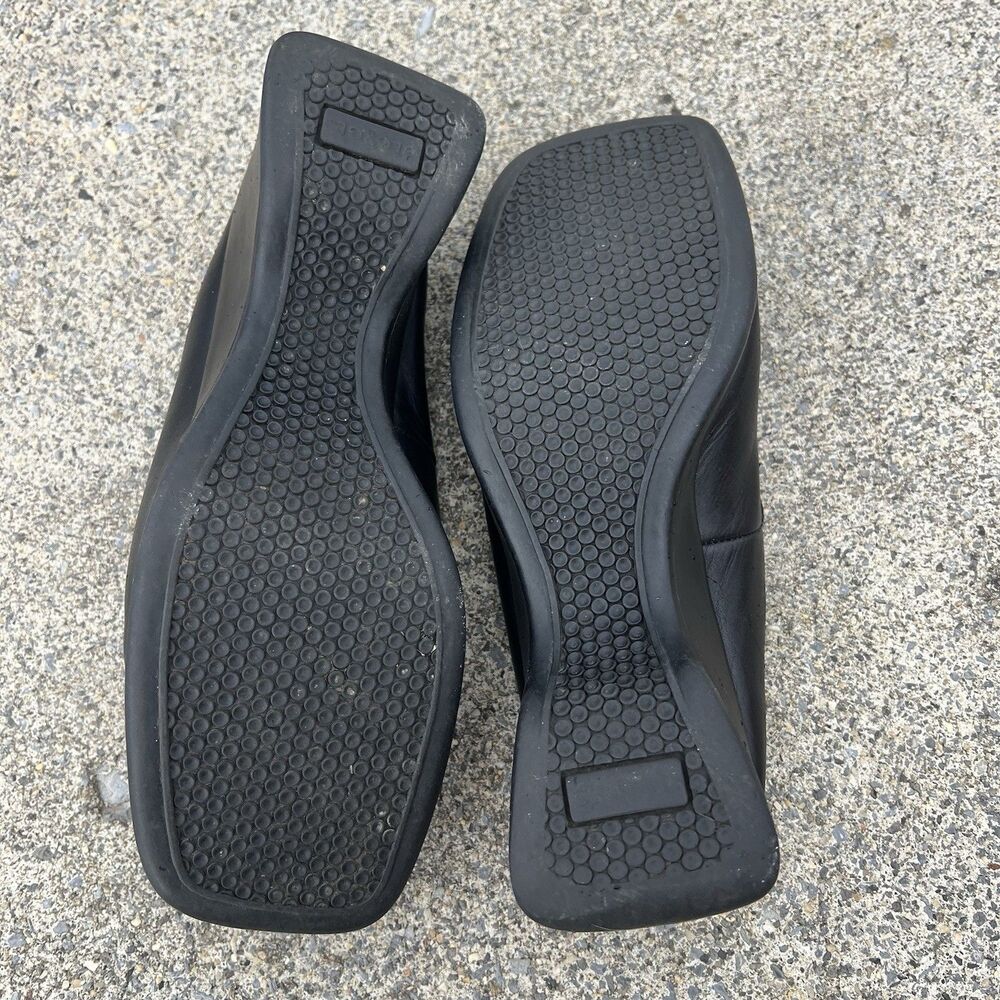 Vintage 90s Leather Slip on Mule Slides - Picture 3 of 10